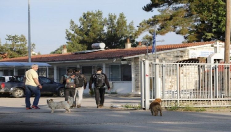 Καταγγελία-«βόμβα»: «Η Ελληνική κυβέρνηση παρέδωσε χθες Τούρκους φυγάδες στον Ερντογάν» (Εικόνα)