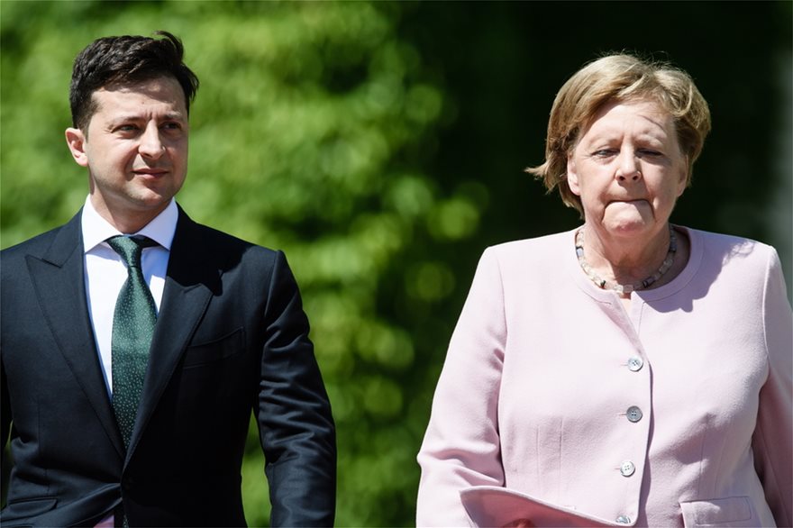 angela-merkel-tremei-dyo