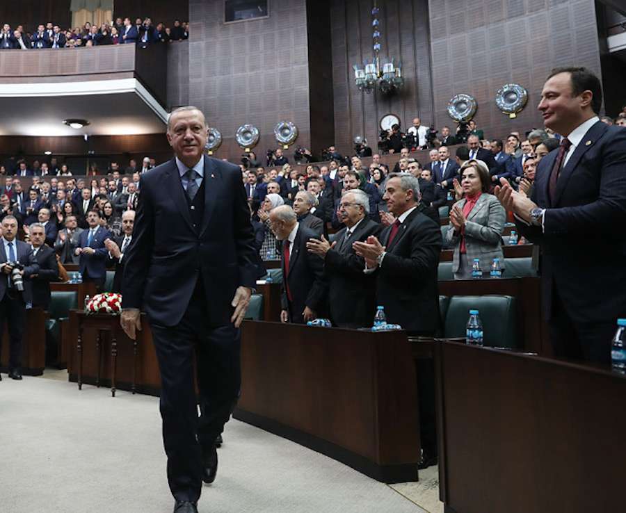 Η “μάχη” της Κωνσταντινούπολης: Αν ο Ερντογάν χάσει ξανά αρχίζει η “αποκαθήλωσή” του;