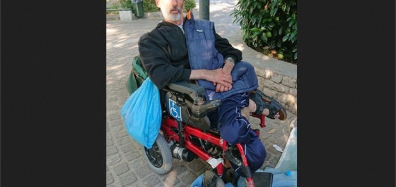 Η ΑΧΑΡΙΣΤΙΑ ΤΟΥ ΚΡΑΤΟΥΣ ΣΕ ΕΝΑΝ ΕΛΛΗΝΑ ΑΝΑΠΗΡΟ ΕΝΩ ΤΑ ΔΙΝΟΥΝ ΟΛΑ ΣΤΟΥΣ ΛΑΘΡΟ