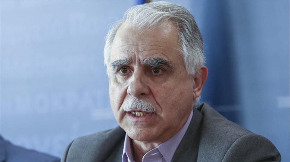 Μπαλάφας: Είστε δημοσιογράφοι στην ΕΡΤ, θα λέτε «13η σύνταξη» όχι «επίδομα»
