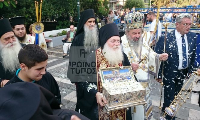 Πάνδημη υποδοχή Τίμιας Ζώνης στη Δράμα