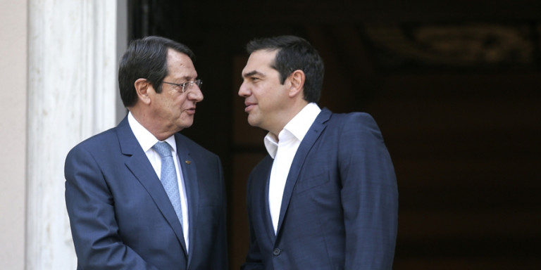 Τηλεφωνική επικοινωνία Τσίπρα-Αναστασιάδη
