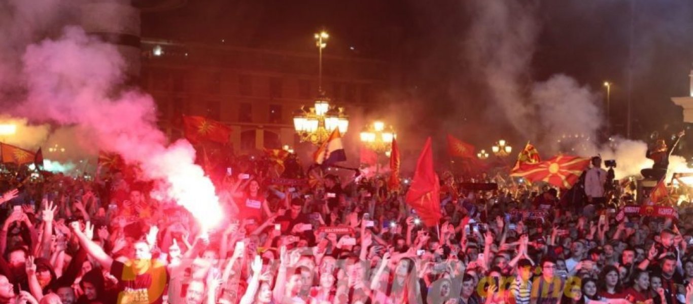 «Ποτέ Βόρεια – Μόνο Μακεδονία» & «θάνατος στους Αλβανούς» φώναζαν χιλιάδες Σκοπιανοί με φανατισμό (βίντεο)