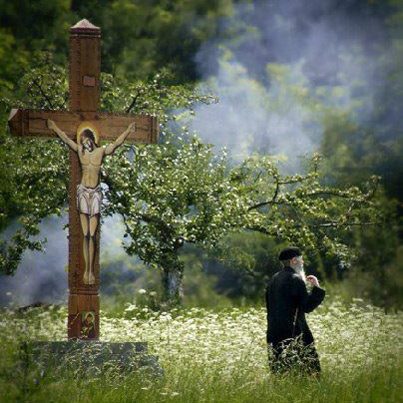 Όταν βάλουμε το Χριστό στη ζωή μας και κάνουμε σχέση μαζί Του, θα αναλάβει Εκείνος το Σταυρό μας…