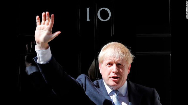 Ο Μπόρις Τζόνσον Θέλει Άτακτο Brexit Και Αρνείται Να Επισκεφθεί Βερολίνο, Παρίσι Και Βρυξέλλες