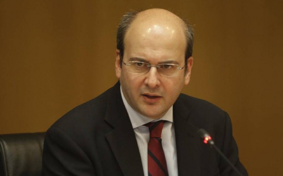 Χατζηδάκης: Η ΔΕΗ δεν έχει χρήματα ούτε για να αγοράσει κολώνες – Παλεύουμε να μη μείνει η χώρα στο σκοτάδι