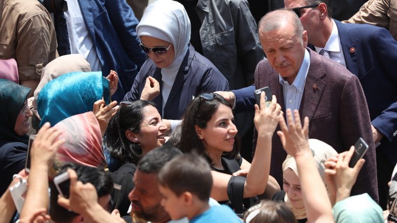 Και ο Ερντογάν τον αμανέ του: Ο… αδέσποτος πύραυλος «δικαιολογεί» την εγκατάσταση των S-400!