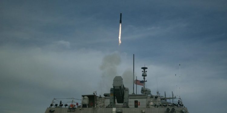 Longbow Hellfire: Οι νέοι υπερσύγχρονοι πύραυλοι του Αμερικανικού Πολεμικού Ναυτικού [vid]