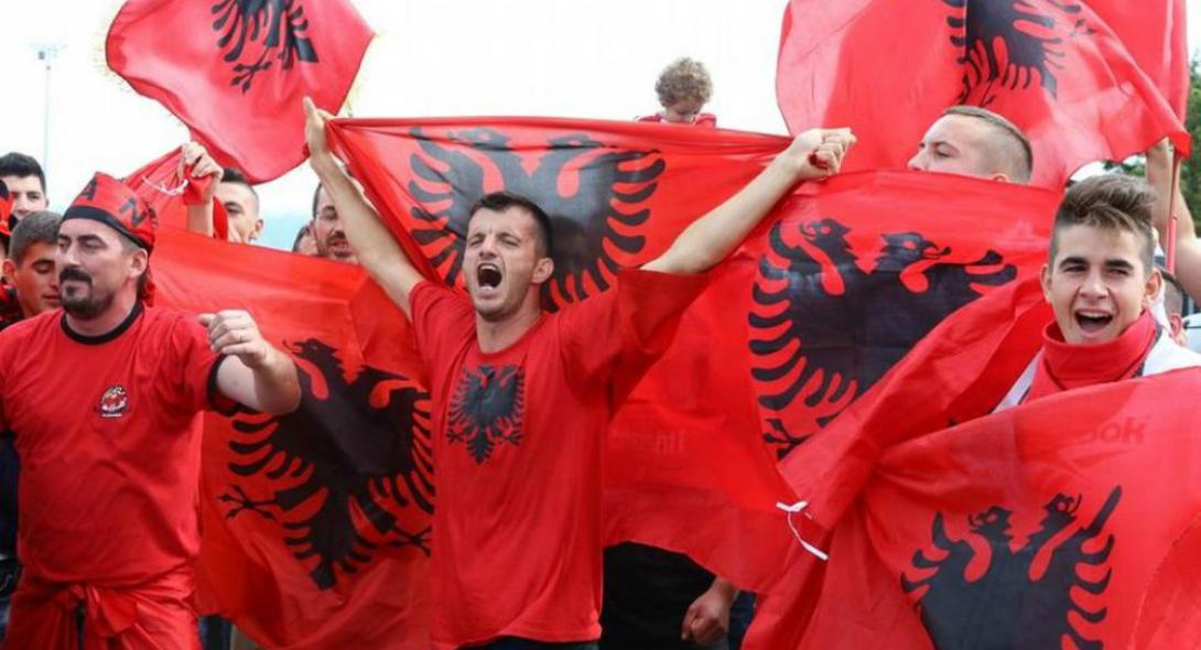 Αλβανία: Σε 8 χρόνια 200 χιλιάδες Αλβανοί πήραν την ελληνική υπηκοότητα