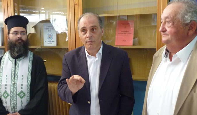 Άρχισαν τα… όργανα στην Ελληνική Λύση για μια έδρα – Μήνυση Βελόπουλου σε Νασίκα