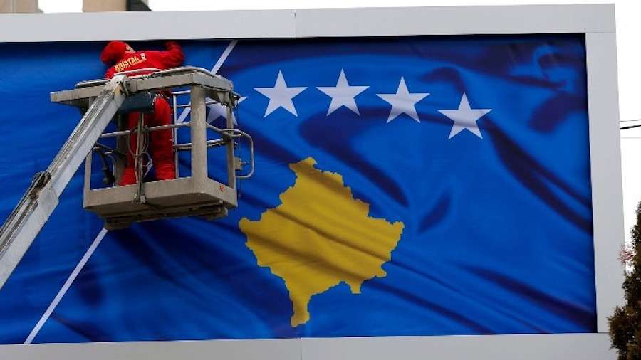 Χαραντινάι: «Η Σερβία εξοπλίζεται, μήπως θα πρέπει να εξοπλιστούμε και εμείς;»