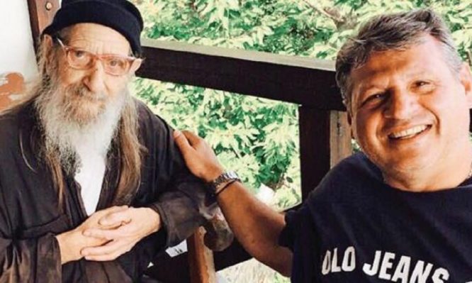 O γιατρός των μοναχών του Αγίου Όρους αποκαλύπτει το μυστικό της υγείας τους