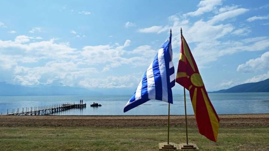 Γιατί κινδυνεύουμε να μείνουμε με τη συμφωνία των Πρεσπών στα χέρια, χωρίς να κερδίσουμε απολύτως τίποτα