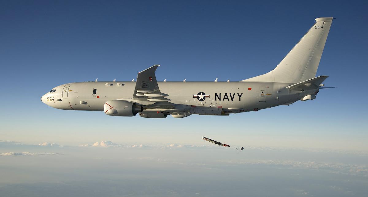 Αμερικανικό αεροσκάφος Boeing P-8 Poseidon όταν πλησίασε στα 16 χλμ από τις συριακές ακτές εξαφανίστηκε από τα ραντάρ κι εμφανίστηκε μετά από 1.30 ώρα…