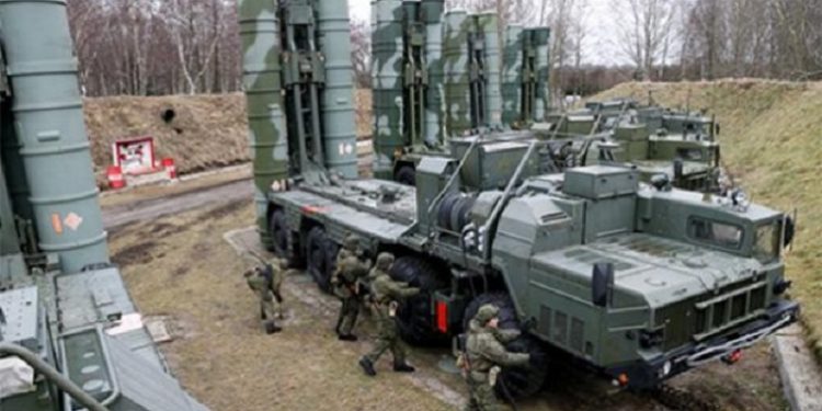 S-500: Έτοιμη να ελέγξει και το διάστημα η Ρωσία με το νέο υπερόπλο