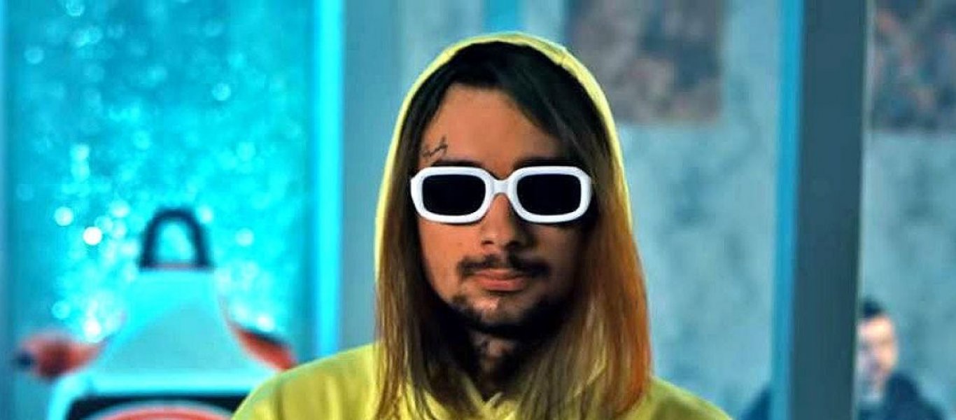Ο Αλβανός ράπερ Sin Boy ζήτησε να καταργηθεί η στρατιωτική θητεία στην Ελλάδα γιατί «αποκτάς ψυχολογικά»