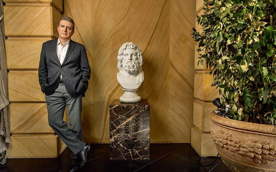 ΑΠΟΣΤΟΛΟΥ : ΘΑ ΧΡΗΣΙΜΟΠΟΙΗΣΕΙ ΝΕΟΥΣ ΚΑΙ ΜΟΡΦΩΜΕΝΟΥΣ ΑΝΘΡΩΠΟΥΣ ΣΤΑ ΥΠΟΥΡΓΕΙΑ Ο ΜΗΤΣΟΤΑΚΗΣ ; Όπως τον… Μιχάλη Χρυσοχοΐδη…;;;