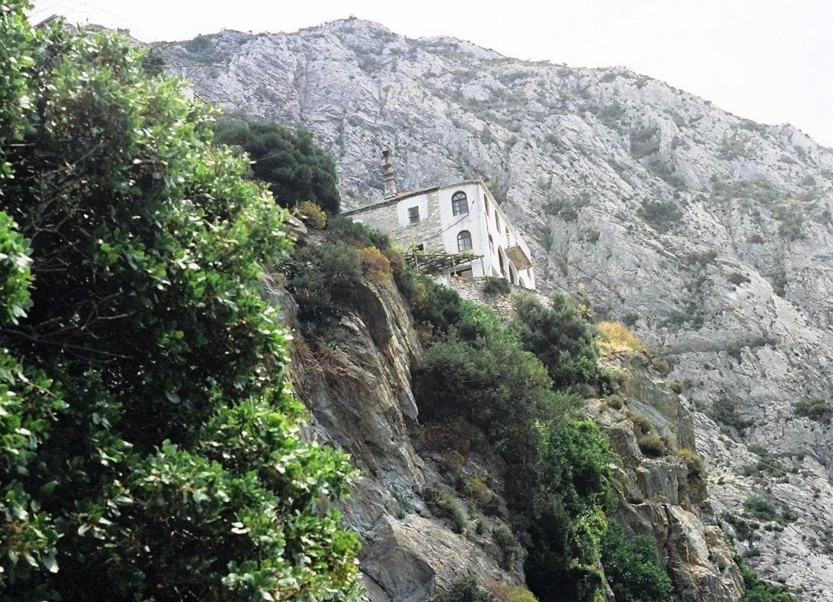 Τους έδιωξε η Παναγία. Ένα θαύμα στα Κατουνάκια!