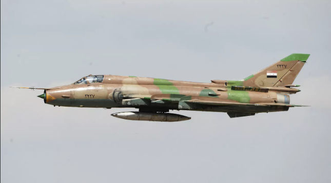 Oι τρομοκράτες κατέρριψαν μαχητικό Su22 κοντά στην Khan Shaykoun. BINTEO