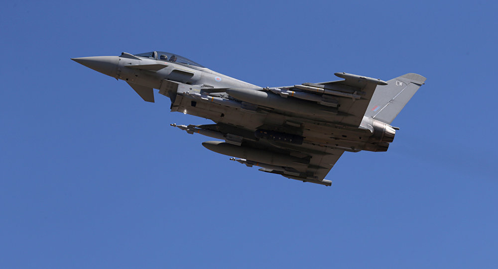 Στον αέρα μαχητικά Typhoon της RAF για να αναχαιτίσουν ρωσικά αεροσκάφη