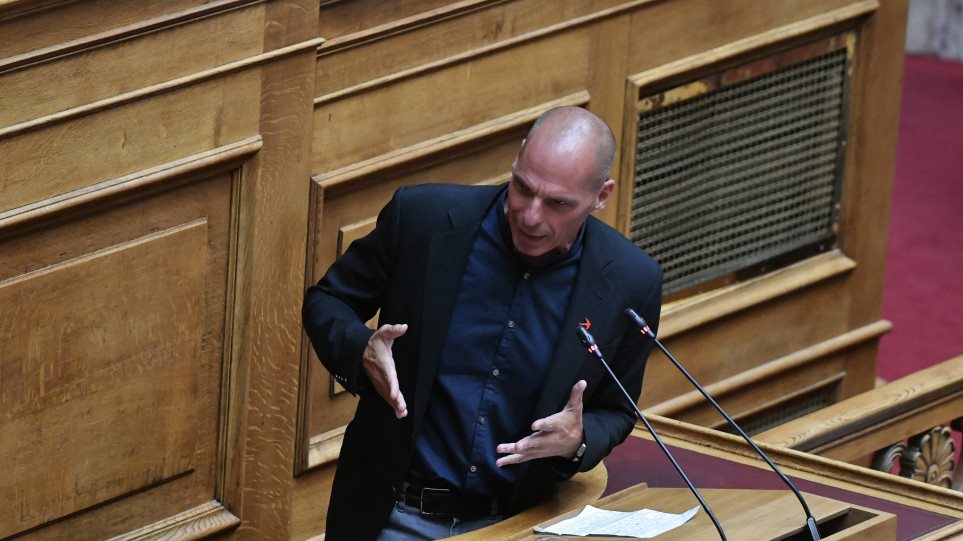 Βαρουφάκης για ΕΥΠ: Επί ΣΥΡΙΖΑ παρακολουθούνταν και οι υπουργοί!