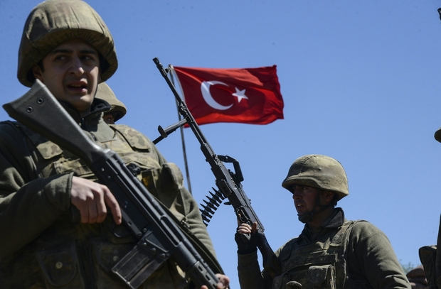 Η Συρία κατηγορεί την Τουρκία ότι έχει 10.000 στρατιώτες και 166 άρματα εντός της χώρας