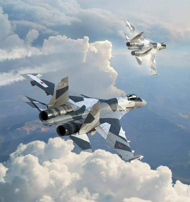 2 ρωσικά Su35 αναχαίτισαν τουρκικά μαχητικά που πέταξαν πάνω από το Ιντλίμπ…