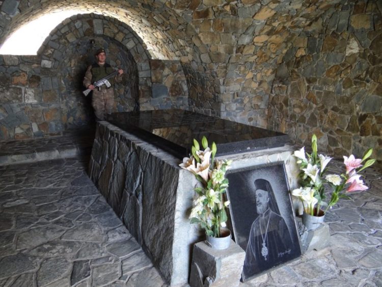 ΣΕΝΕΡ ΛΕΒΕΝΤ : Αυτός ο παράδεισος, αυτή η κόλαση μας ανήκει