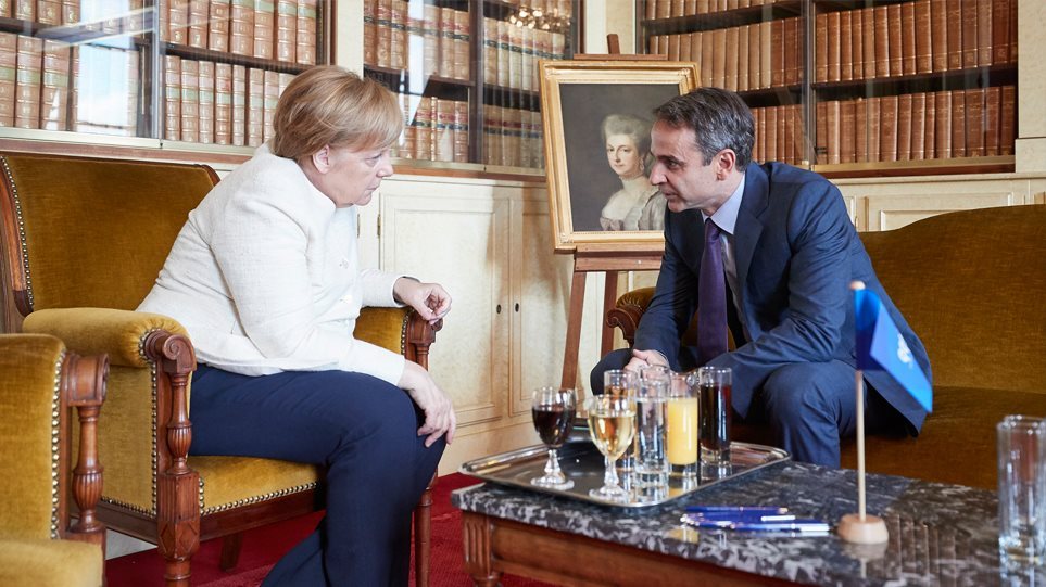 ANTINEWS: ΥΠΑΡΧΕΙ ΤΡΟΠΟΣ ΝΑ ΑΚΥΡΩΘΕΙ Η ΠΡΟΔΟΣΙΑ ΤΩΝ ΠΡΕΣΠΩΝ, ΑΛΛΑ Ο ΚΟΥΛΗΣ ΔΕ ΘΑ ΤΟ ΚΑΝΕΙ ΓΙΑΤΙ ΕΙΝΑΙ ΤΣΙΡΑΚΙ ΤΗΣ ΜΕΡΚΕΛ!
