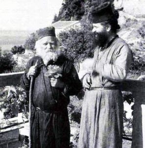 -Τώρα αδερφέ μου, θ’ αγωνιστούμε μαζί εναντίον του δαίμονα. Για σαράντα μέρες θα προσευχόμαστε αδιάλειπτα…