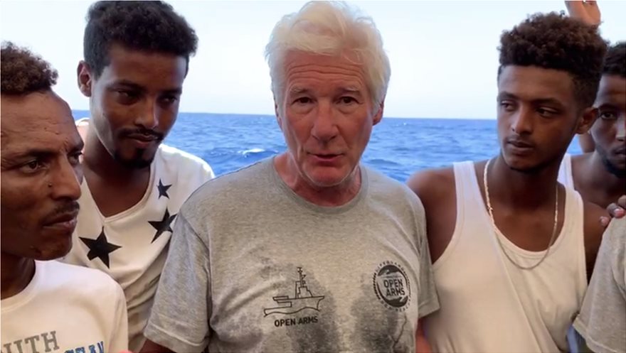 richard_gere_migrants