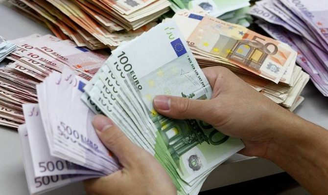 Δεν υπάρχει ελευθερία χωρίς μετρητά