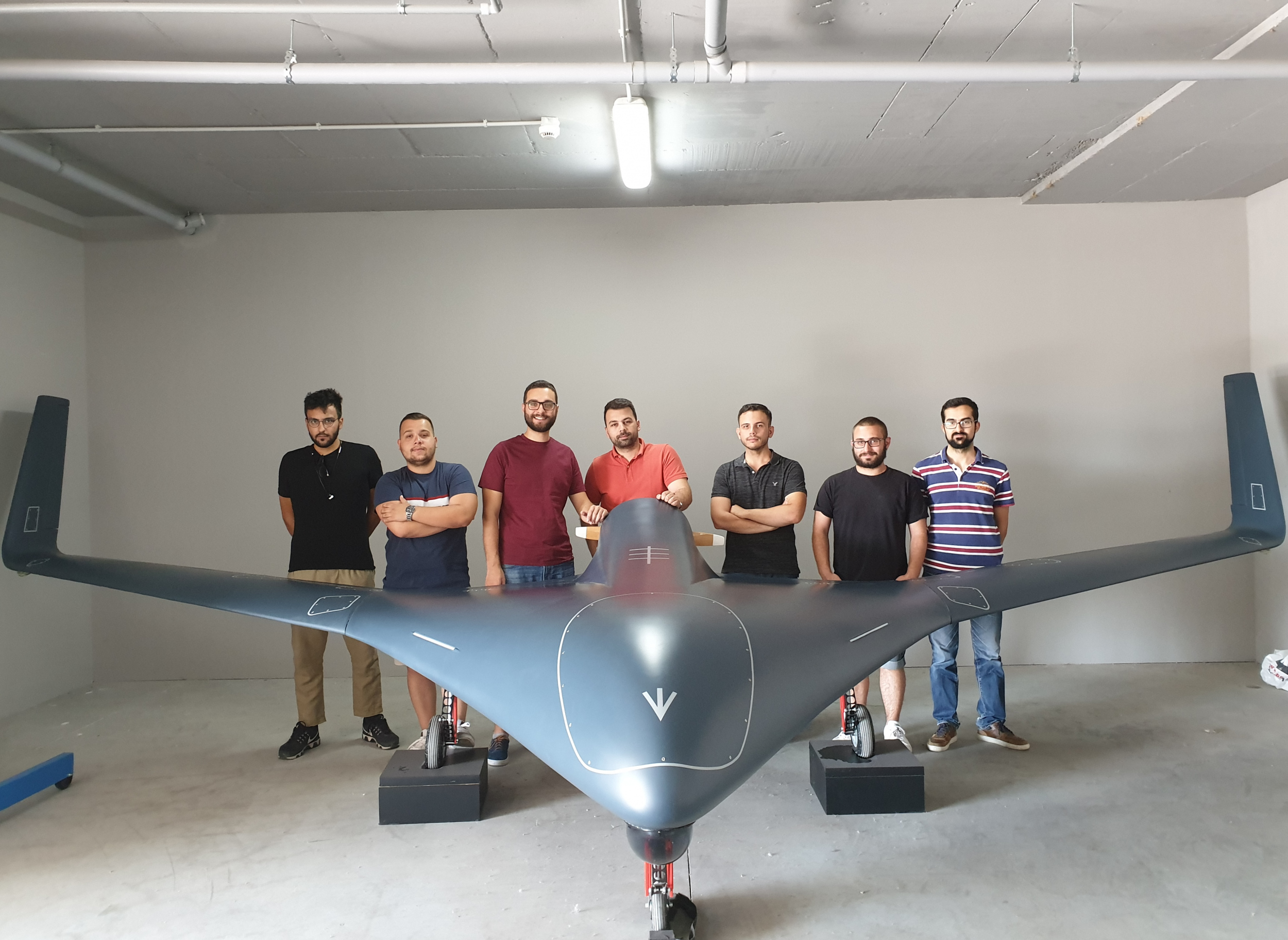 ΝΕΟΤΑΤΟ & Ελληνικότατο! ‘Drone’ από 7 παιδιά Δ Ι Κ Α ΜΑΣ! Γιατί ΔΕΝ τό έδειξαν τα κανάλια; (Στήν ΔΕΘ!)