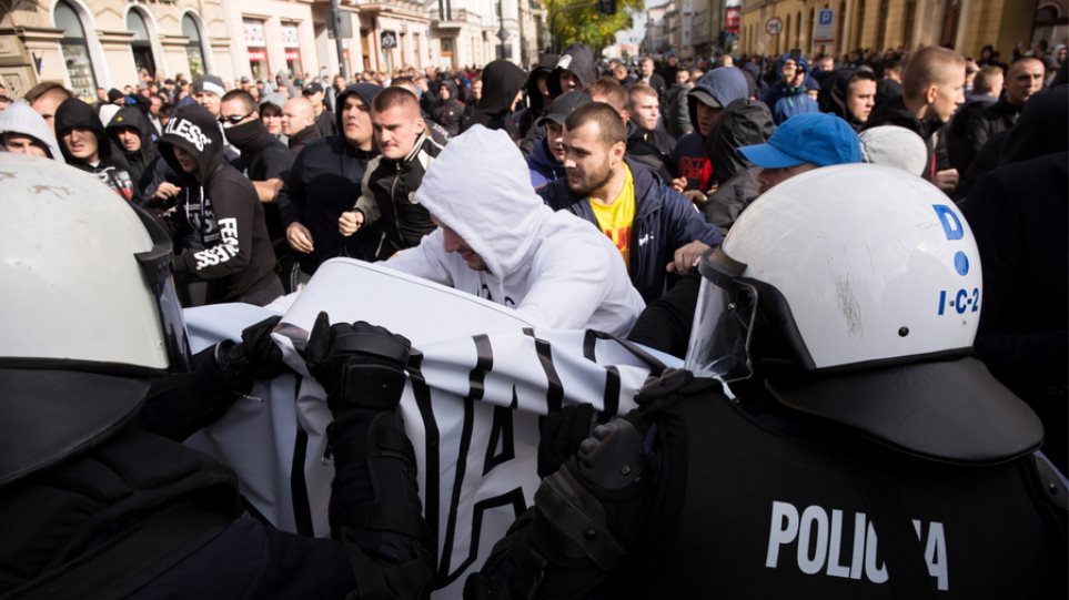 GAY PRIDE ΣΤΗΝ ΠΟΛΩΝΙΑ, ΜΟΝΟ ΜΕ ΤΗΝ ΑΣΤΥΝΟΜΙΑ!