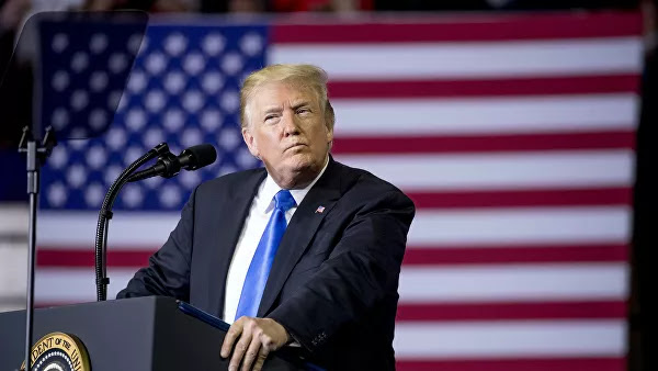 Ο Donald Trump εξήγησε γιατί θέλει να υποτιμήσει το δολάριο.