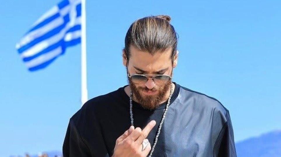 Τι απάντησε ο Τούρκος ηθοποιός για τη φωτογραφία στην Ακρόπολη που προκάλεσε σάλο στο Διαδίκτυο