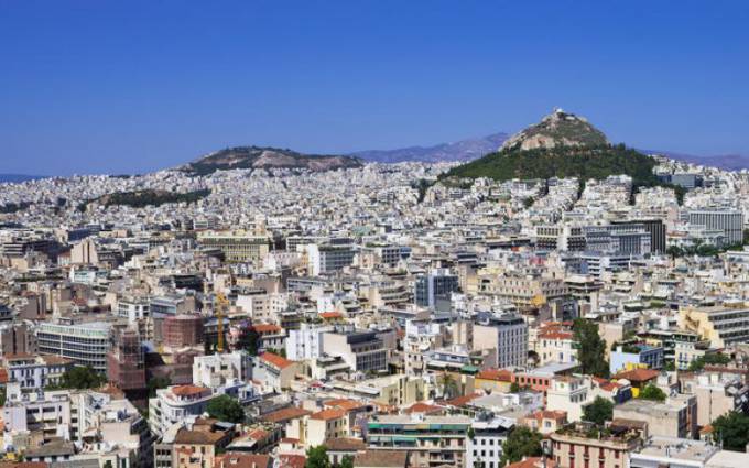 Αγοράζουν τα πάντα οι ξένοι στην Ελλάδα!