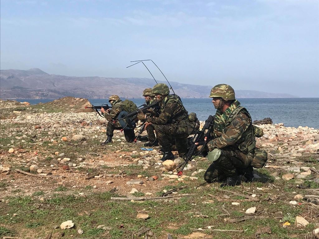 Αυξημένη στρατιωτική παρουσία στην Κρήτη: 24ωρες ασκήσεις των ΕΔ νότια της Γαύδου – Έλαβαν το μήνυμα οι Τούρκοι