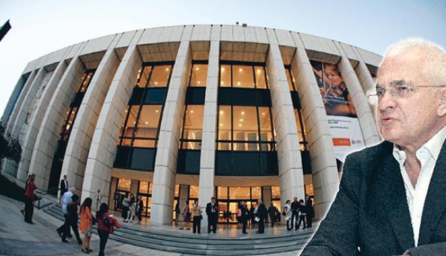 Απίστευτο! Η κυβέρνηση «βολεύει» τον… αρχάγγελο των Μνημονίων