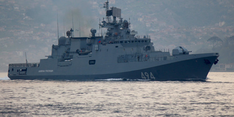 Στην Κέρκυρα την Παρασκευή η ρωσική φρεγάτα «Ναύαρχος Μακάροβ» [pic]