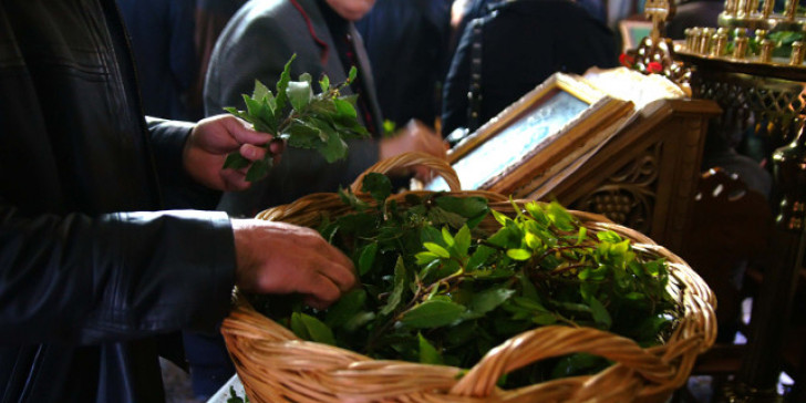 Οι Έλληνες δεν θα νηστεύουν πια για την Εκκλησία – Αυτή «είναι» η νέα θρησκεία της χώρας μας (ΒΙΝΤΕΟ)