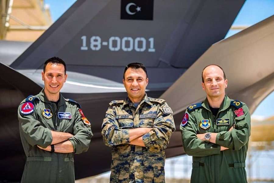 Εκπρόσωπος Ερντογάν: “Δεν έχουμε εγκαταλείψει την προσπάθεια για τα F-35”