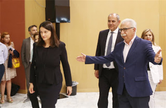 ΣΤΕΛΝΟΥΜΕ ΤΑ ΒΙΒΛΙΑ ΘΡΗΣΚΕΥΤΙΚΩΝ ΠΙΣΩ ΣΤΗΝ ΚΕΡΑΜΕΩΣ!