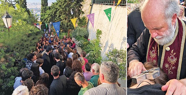 ΕΞΟΜΟΛΟΓΗΘΕΙΤΕ ΣΤΗΝ ΤΡΙΚΛΟΠΟΔΙΑ : ΘΑΥΜΑ ΣΕ ΗΛΙΚΙΩΜΕΝΗ ΓΥΝΑΙΚΑ ΕΝΩ ΟΙ ΓΙΑΤΡΟΙ ΕΙΧΑΝ ΣΗΚΩΣΕΙ ΤΑ ΧΕΡΙΑ ΨΗΛΑ.