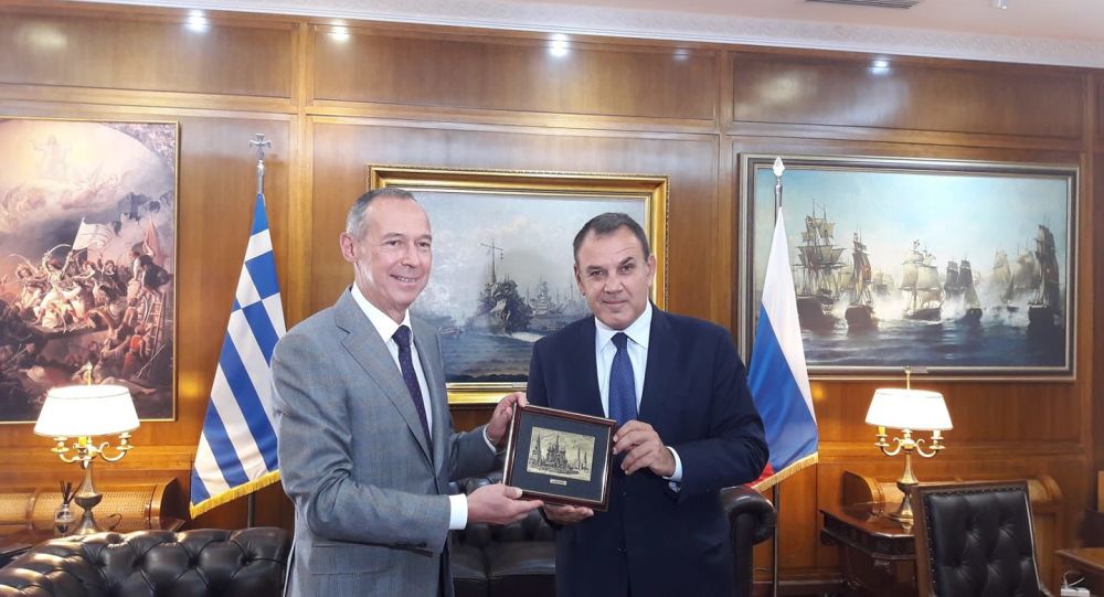 Ο.Υ.Α. Χαιρετίζουμε τη συνάντηση ΥΠΕΘΑ με το Ρώσο Πρέσβη Αντρέι Μασλώφ . Τέλος εποχής για Αμερικανό πρέσβη Τζέφρι Πάιατ