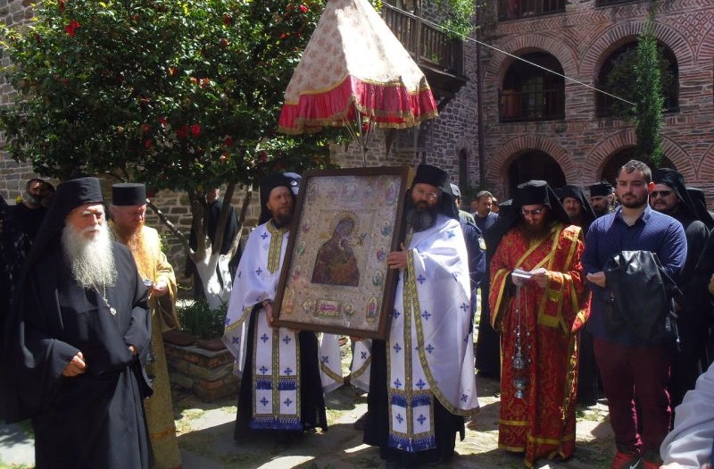 ΔΡ.Κ.ΒΑΡΔΑΚΑΣ : Τώρα μπορούμε να το πούμε: Έγινε ΛΙΤΑΝΕΙΑ στον Ουρανό για τον σεβ. Νέοφυτο Μόρφου πριν λίγες μέρες.