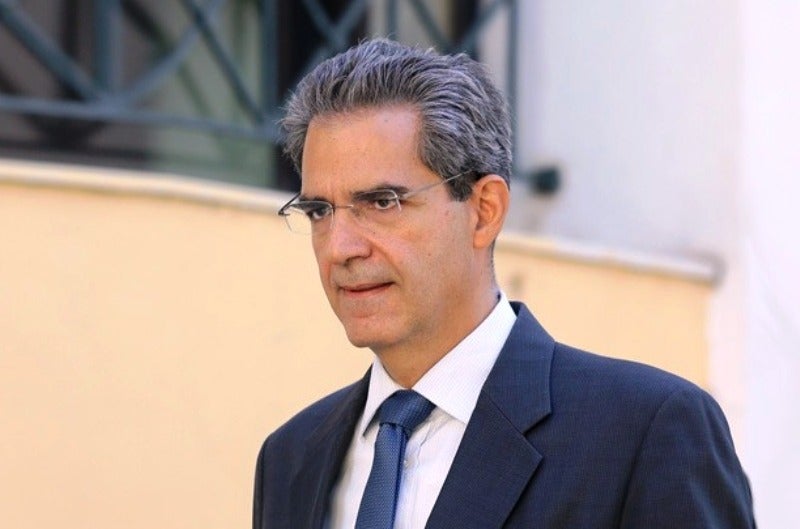 Ο Άγγελος Συρίγος απαντά στην μηνυτή και τους εκ δεξιών επικριτές του