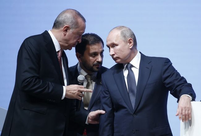 Άγγελος Συρίγος : Το «παζάρι» για την Β. Συρία θα γίνει μεταξύ Πούτιν και Ερντογάν