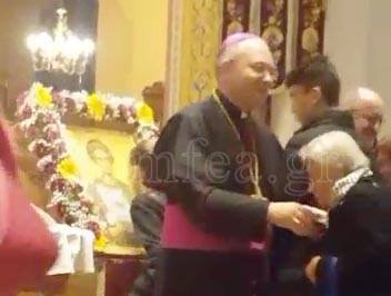 ΓΙΑ ΤΟΝ ΚΑΡΔΙΝΑΛΙΟ ΠΟΥ ΜΟΙΡΑΖΕ ΑΡΤΟΚΛΑΣΙΑ ΣΤΟ ΑΑΧΕΝ